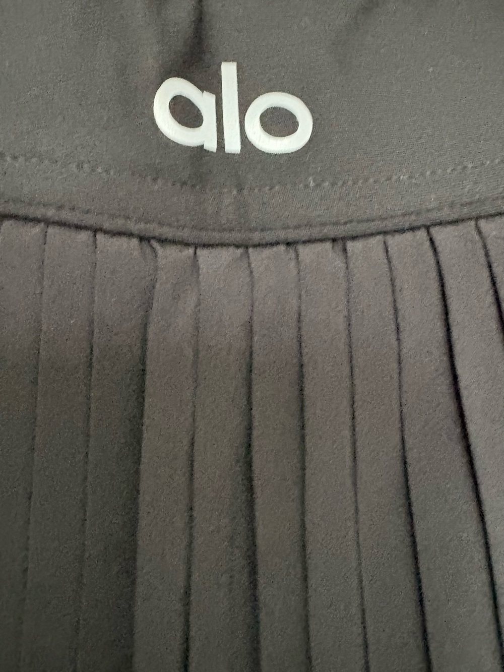 New ALO Yoga Women’s Black Pleated Tennis Skort US 6,M - Picture 3 of 8